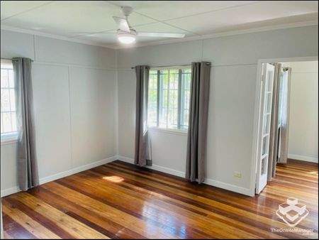 Charming Family Home In Prime Chermside Location â 3 Bed, 1 Bath, 3 Car - Photo 4