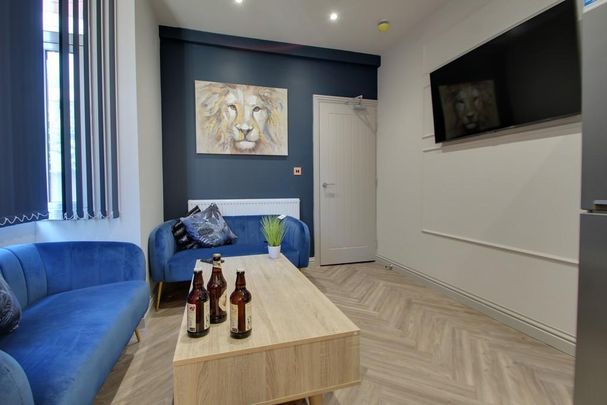 1 bedroom in a house share to rent - Photo 1