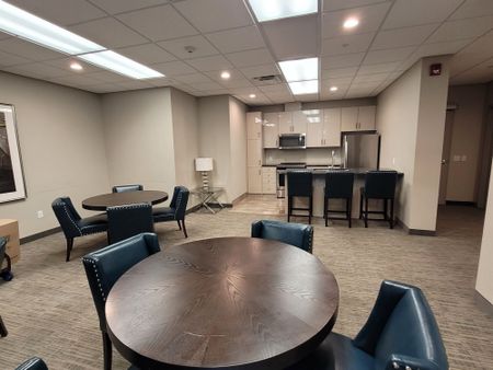 For Lease - 2490 Old Bronte Road Unit# 807, Oakville, Ontario - Photo 3