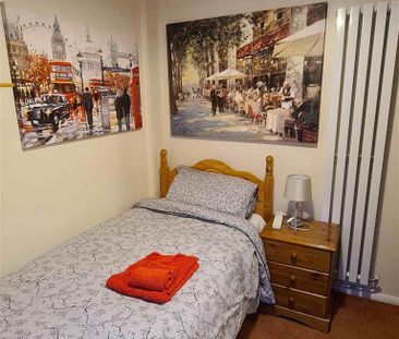 1 bedroom semi-detached house to rent - Photo 6