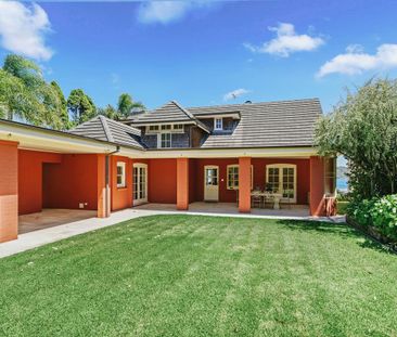 Impressive Family Home With Spectacular Harbour & Bridge Views - Photo 1