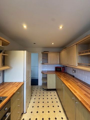 Chatsworth Road, Bournemouth - Photo 4