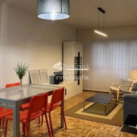 Piso en alquiler en Avenida del Acueducto - Foto 1