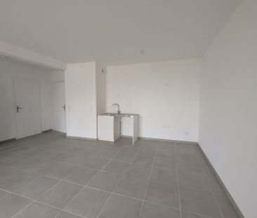 Location Appartement 2 pièces 48m² - Photo 5