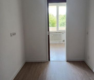 Sanierte 2-Zimmer-Wohnung mit Stellplatz im Garagenhaus in Alterlangen, St. Johann - Foto 4