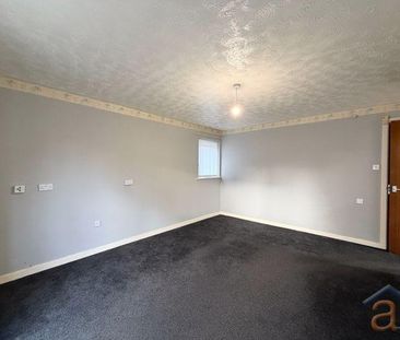 3 bedroom apartment to rent - Photo 1