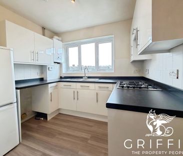 Kent Road, Grays, RM17 - Photo 3