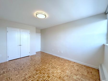 For Lease - 12 Rockford Road Unit# 510, Toronto, Ontario - Photo 2