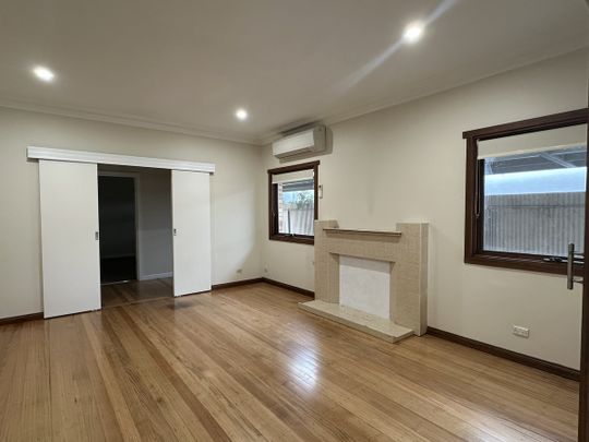 4 Echuca Road, Mooroopna VIC 3629 - Photo 1