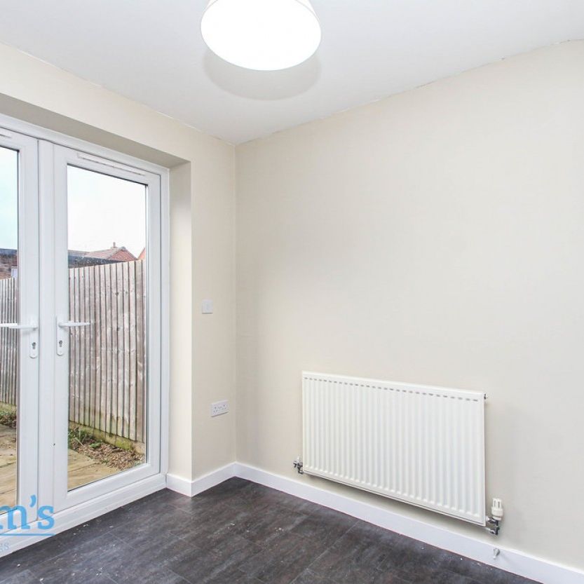 3 bed Semi-Detached House for Rent - Photo 1