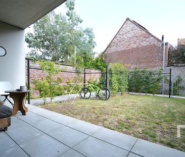 Gelijkvloers appartement met tuintje. - Photo 1