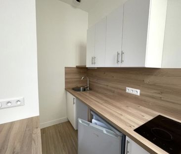 Location Appartement 1 pièce 27m² ANGERS 49100 - Photo 2
