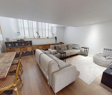 3 bedroom flat to rent - Photo 1