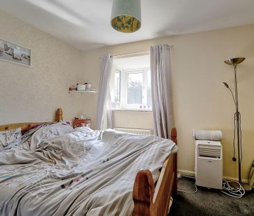 2 bedroom semi-detached house to rent - Photo 3