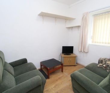 Long Row, Treforest, Pontypridd - Photo 6