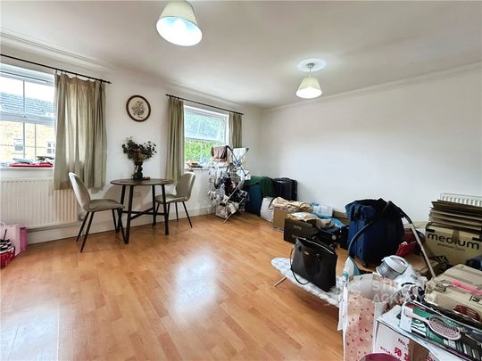 Strode Street, Egham, Surrey, TW20 9BX - Photo 1