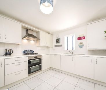 Curlew Close - Photo 6