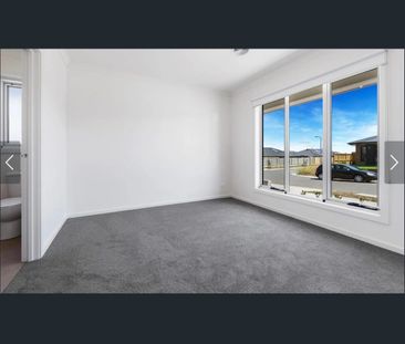 20 Nankeen Loop, Beveridge, Vic 3753 - Photo 6