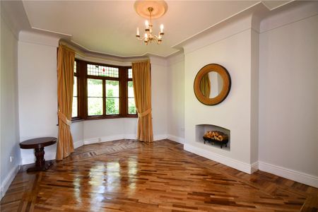 Raby Road, CH63 4JR, Thornton Hough - Photo 3