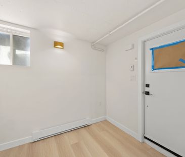 For Lease - 451 Lansdowne Avenue Unit# Basement Front Unit, Toronto... - Photo 4