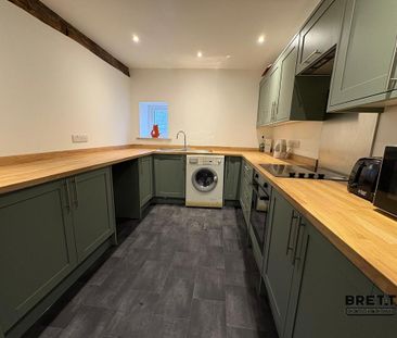 3 bedroom flat to rent - Photo 2