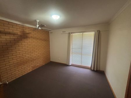 Unit 1/31 Cummings Street - Photo 3