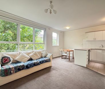 8/26-28 Disraeli Street, Kew - Photo 2