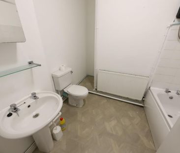 2 bedroom terraced house to rent - Photo 6