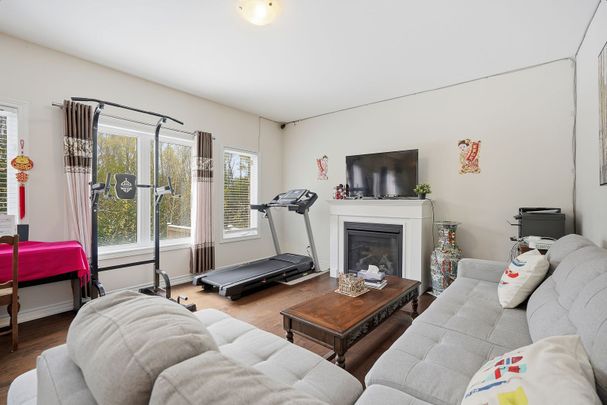 For Lease - 9 Upperview Place, Whitby, Ontario - Photo 1