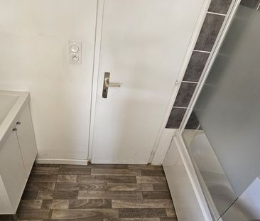 Location Appartement 3 pièces 53m² MULHOUSE 68100 - Photo 5