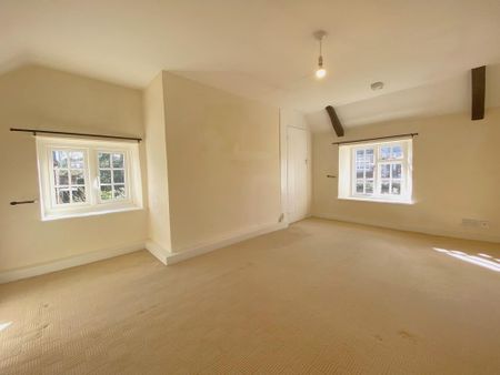 2 bedroom cottage to rent - Photo 2