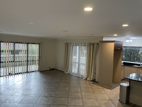 Beauty in Totara Heights - Photo 1