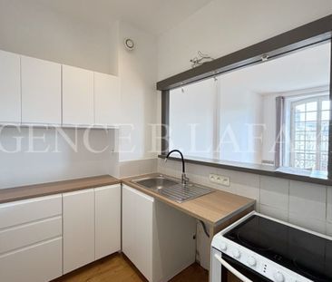 CENTRE HISTORIQUE - APPARTEMENT EN PARFAIT ÉTAT - Photo 2