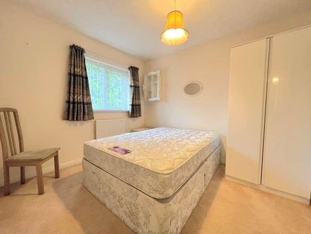 Picton Gardens, Bridgend, CF31 - Photo 3