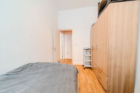 1 Bed Flat, Oriental Place, BN1 - Photo 4