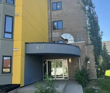 Spacious 1-Bedroom Condo in Prime Location near Downtown | 109 - 61... - Photo 1