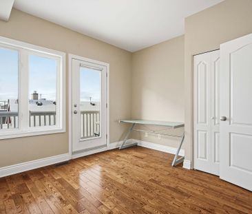 For Lease - 290 cambridge Street, West Centre Town, Ontario - Photo 2