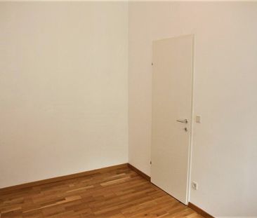 HOLBEINGASSE, 68 m2 Altbau, Wohnküche, 2 Zimmer, WG-geeignet, Kompl... - Foto 2
