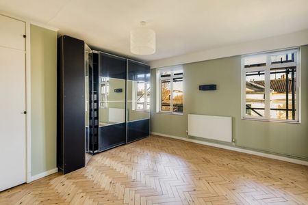 2 Bed Flat - Photo 5