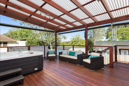 18 Ku-Ring-Gai Chase Road, Mount Colah NSW 2079 - House For Rent | Domain - Photo 5