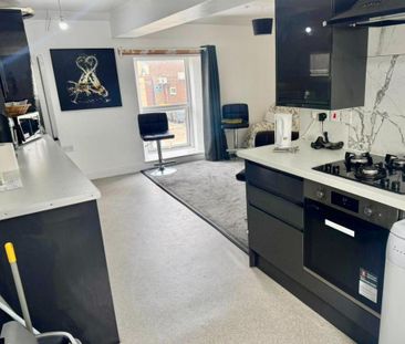 1 bedroom in a house share to rent - Photo 6