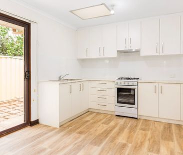 Refurbished Home Unit In Sought After Location - Photo 4