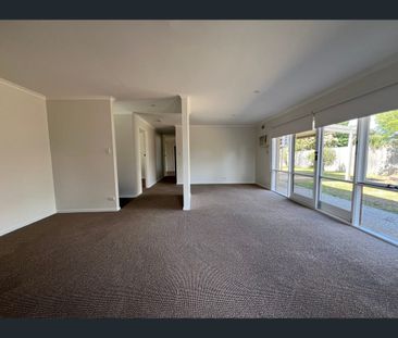 5 Devon Court, Morwell, Vic 3840 - Photo 5