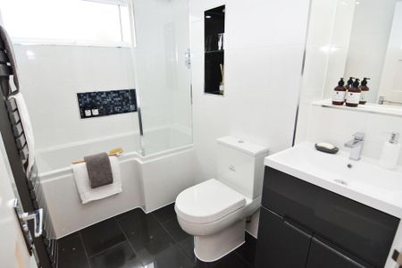 1 bedroom apartment to rent - Photo 4