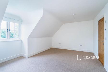 3 bedroom terraced house to rent - Photo 5