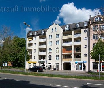 Schöne DG-Wohnung mit attraktivem Laminat und Aufzug - Photo 4