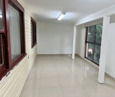 65b Burnett st, Merrylands NSW 2160 - Photo 4