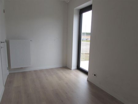 Prachtig gelijkvloers appartement met 2 slaapkamers en terras - Photo 4