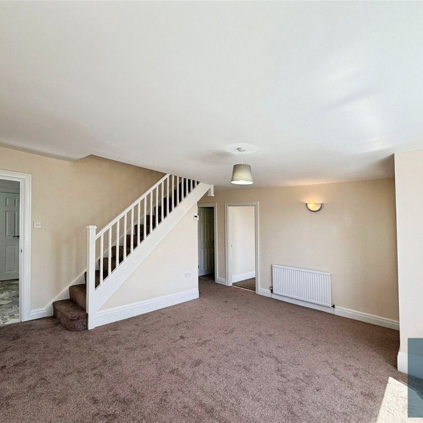 Heaton Road, Gledholt, Huddersfield, HD1 - Photo 1