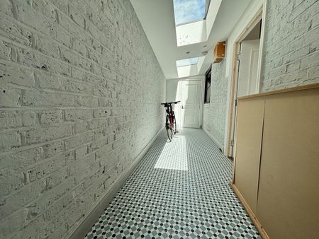 1 Bed Flat, Brewster Road, E10 - Photo 5